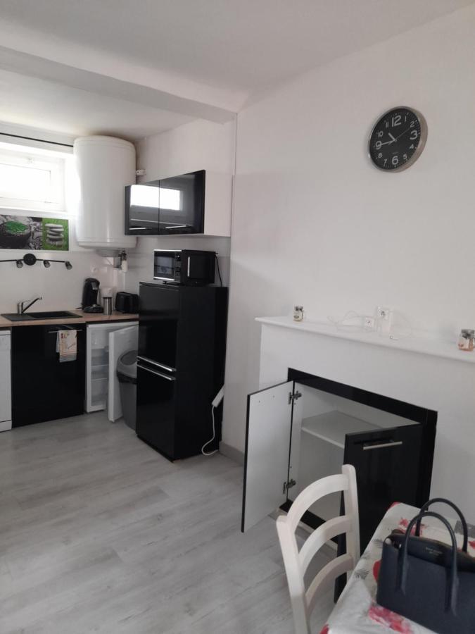 Promo Studio Wi-Fi A Courseulles-Sur-Mer Au 1Er Etage Courseulles-sur-Mer Exterior foto